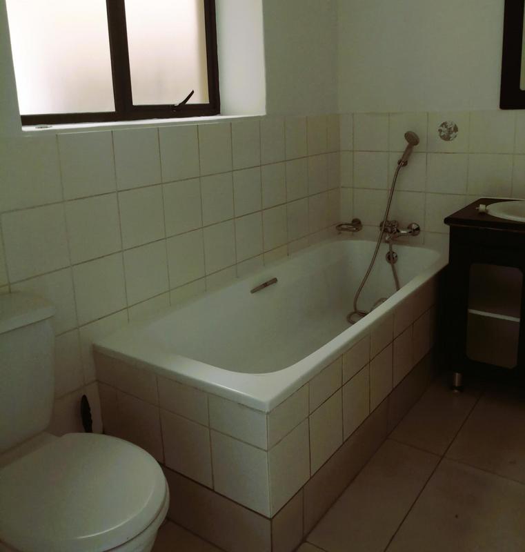 2 Bedroom Property for Sale in Somerset West Western Cape